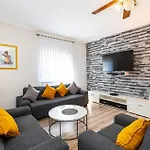 Iv Holiday home